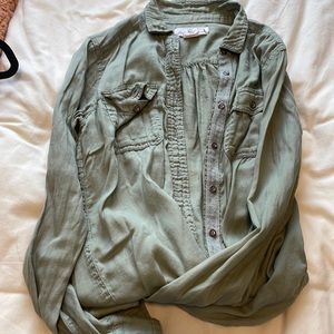 L.O.G.G. Size 2 green shirt